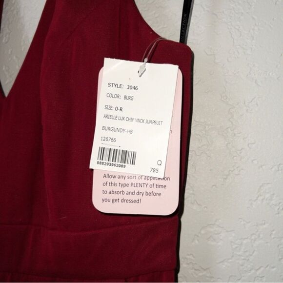 NWT Dessy Collection Burgundy Backless Pleated Front Jumpsuit Size 0 - Picture 6 of 10